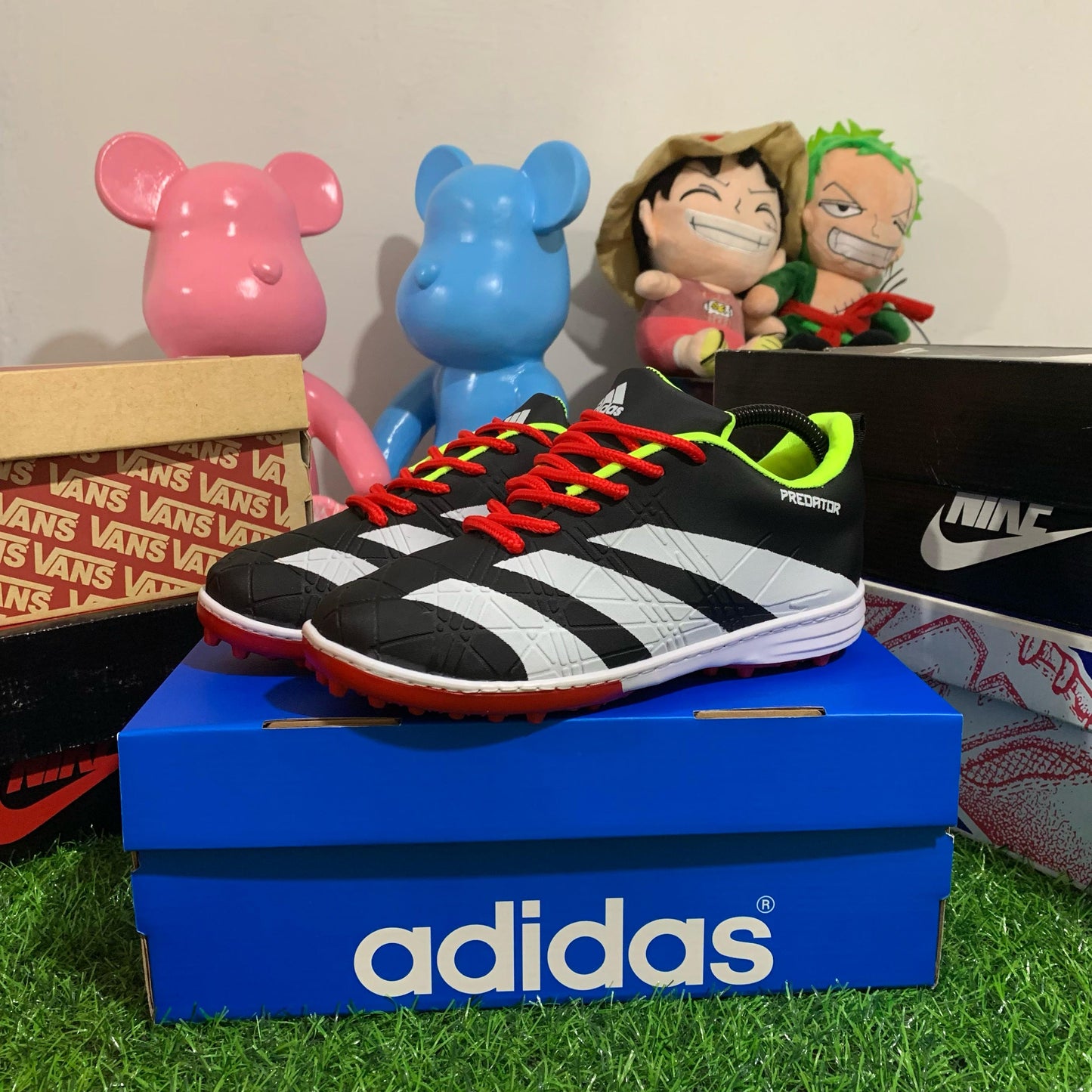 Gray helmet for bikers